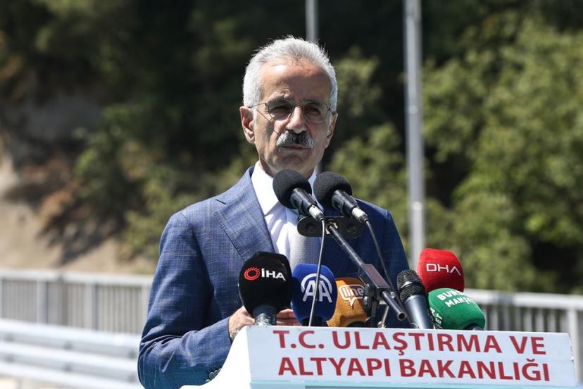 Abdulkadir Uraloğlu: Doğancı Tüneli’yle 15 dakikalık seyahat süresi 3 dakikaya indi