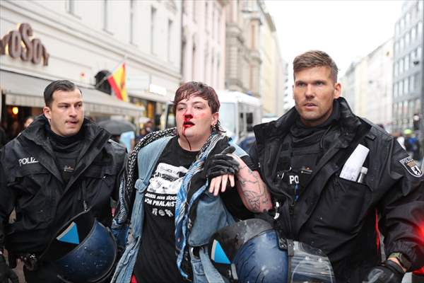 Berlin’de Filistin’e Destek Gösterisine Polis Müdahalesi: 8 Gözaltı