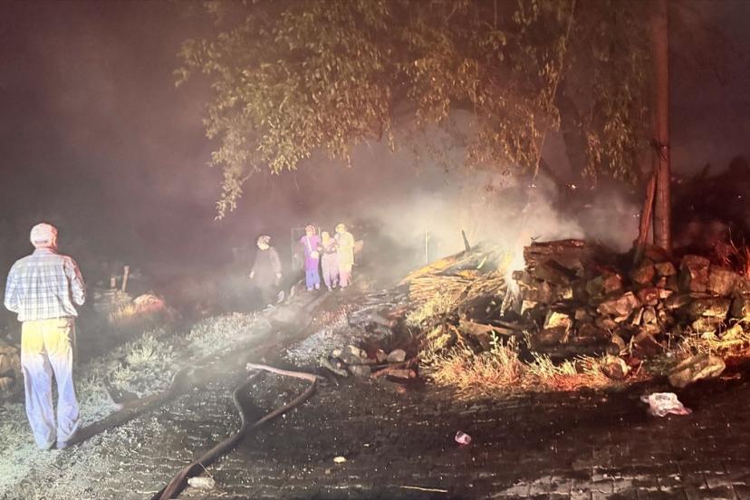 Bolu’nun Mudurnu ilçesinde çıkan yangına müdahale ediliyor