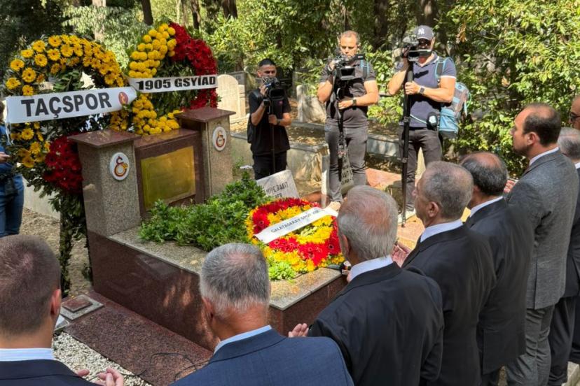 Galatasaray’dan Ali Sami Yen ve Süleyman Seba’nın kabrine ziyaret