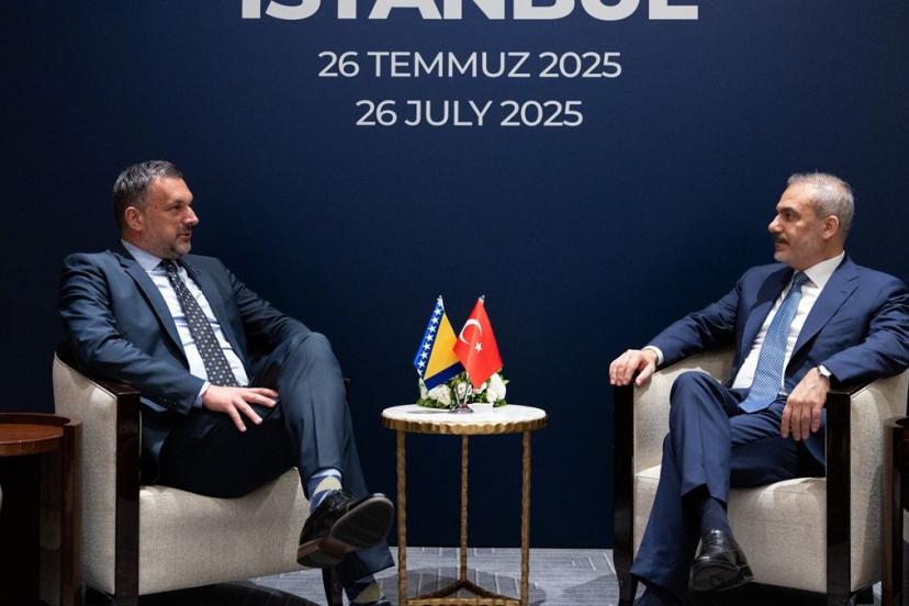 Hakan Fidan, Sırbistan ve Bosna Hersek Dışişleri Bakanları ile bir araya geldi