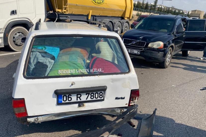 Kırıkkale’de 4 araçlı zincirleme kaza: 3 yaralı