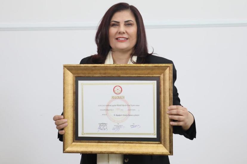 Özlem Çerçioğlu ile birlikte 3 ilçe başkanı da AK Parti’ye geçecek