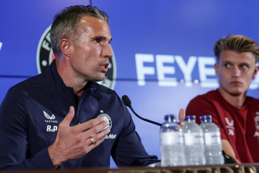 Robin van Persie: Kendimi evimde hissediyorum
