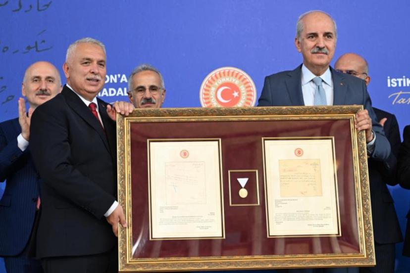 TBMM’de Trabzon’a İstiklal Madalyası törenle verildi