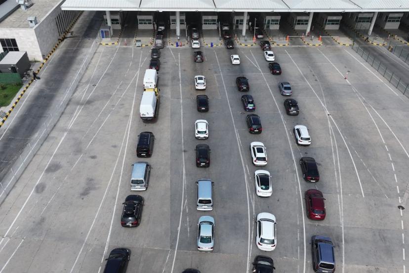 Yıllık izinlerini memleketlerinde geçiren gurbetçiler dönüyor: Kapıkule Sınır Kapısı’nda yoğunluk