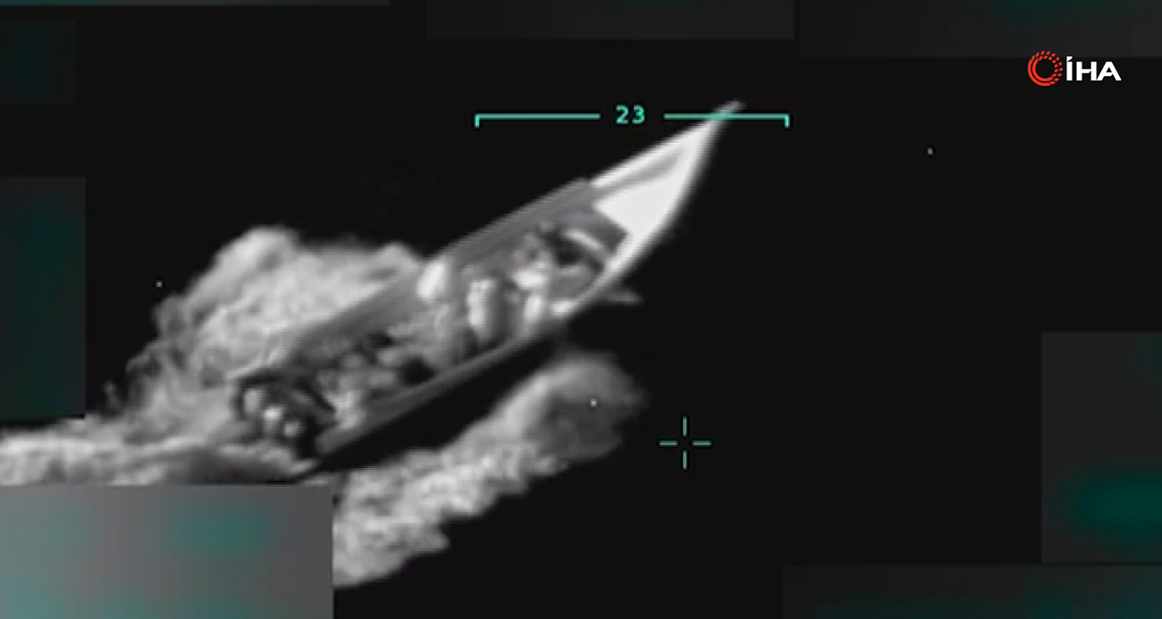 ABD Ordusu Venezuela  Uyuşturucu Teknesini Vurdu