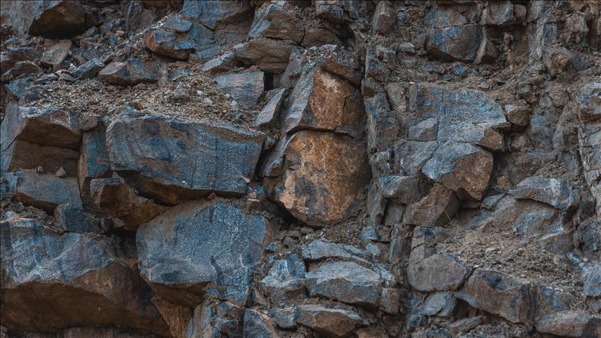 Kritik Minerallerde Arz Güvenliği Endişesi: Çin Tekeli Jeopolitik Risk Yaratıyor