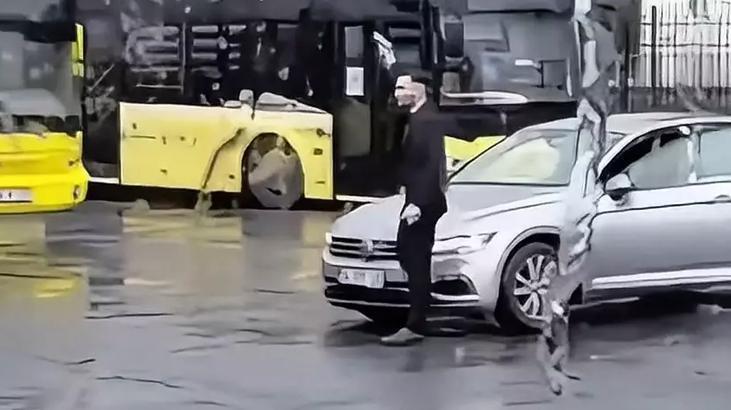 İSTANBUL’DA İETT DURAĞINDA HAVAYA ATEŞ AÇAN ŞÜPHELİLER YAKALANDI